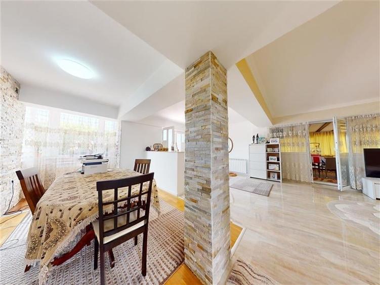 Casa mobilata, accesorizata, luminoasa, vedere munte, zona verde - 12