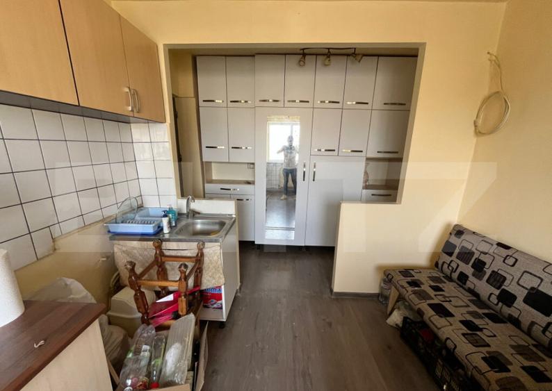 Apartament de vanzare, cu 2 camere, 54 mp, zona Micro 11 - 2