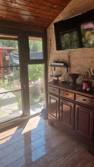 Casa si anexa de 20 mp in Babeni - 1