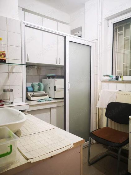 Cabinet de vanzare - 1