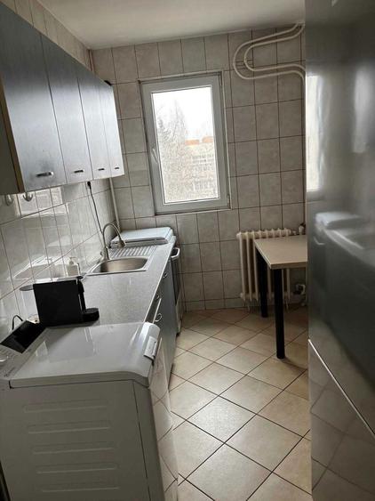Inchiriez apartament 2 camere, Dr. Taberei - Favorit, et 5, 3 min. Metrou - 4