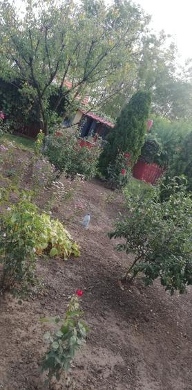 Casă de vânzare  - 2