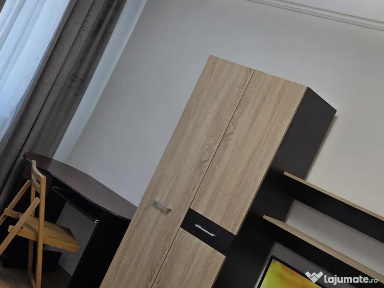 Inchiriez apartament 3 camere - 8