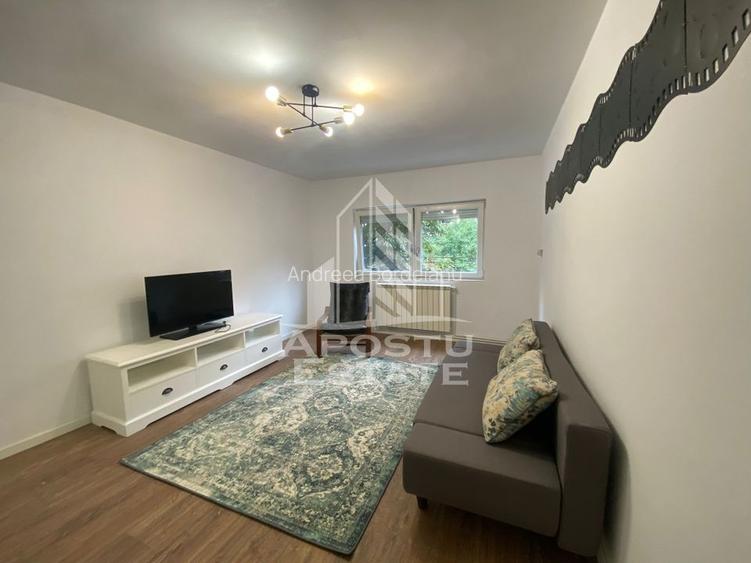 Apartament 2 camere, decomandat, zona Complexului Studentesc