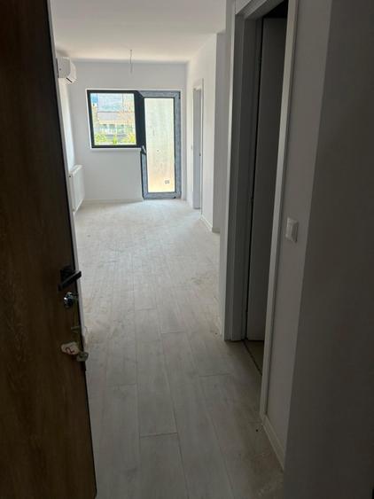 Garsoniera, 33mp + 20mp gradina, AC, metrou, bloc 2025, Hils Republica - 4