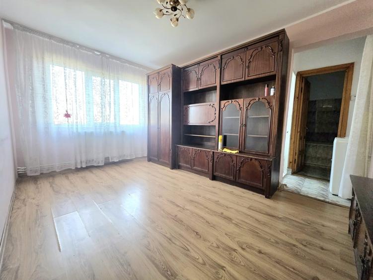 Apartament 2 camere Apollo etaj 2 - 1