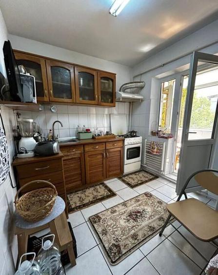 DE VANZARE, apartament 3 camere, mobilat si utilat, Al. T Ne - 5