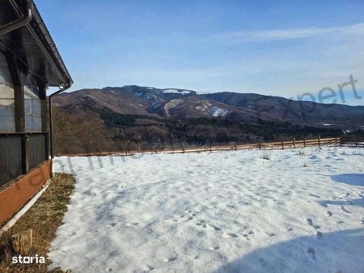 Pensiune de vanzare in comuna Nucsoara, sat, Slatina, judet Arges. - 8