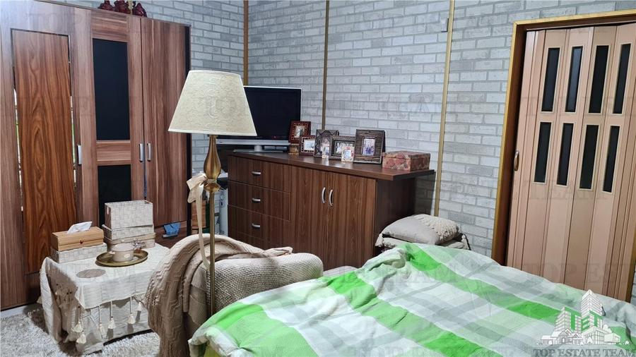 Super afacere, vila cu aspect de conac cu spatii moderne dar si clasice antichiz - 7