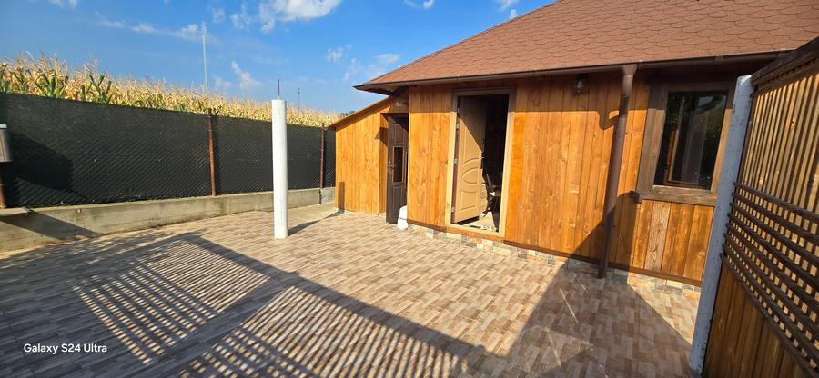 Teren cu cabanuta de lemn in Zaicesti - 4