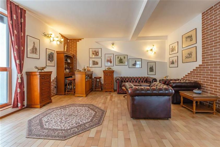 Castelariu:spectacol panoramic,locatie prestigioasa,exclusivist confort,Central, - 27