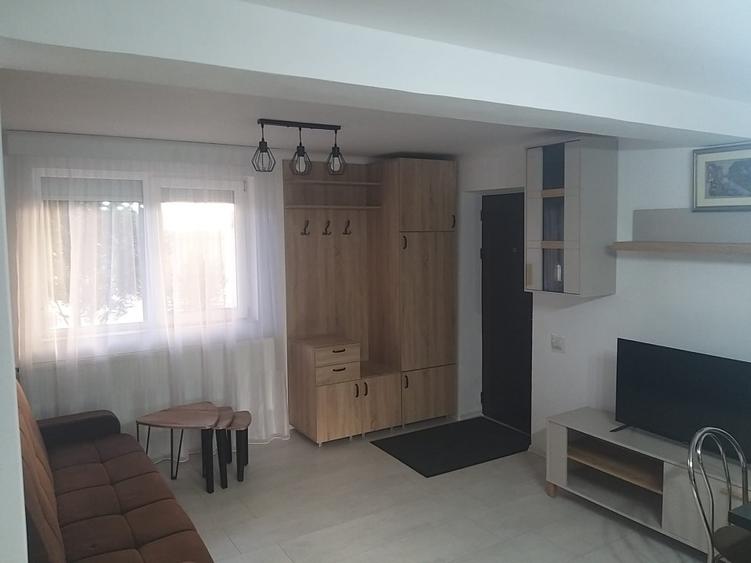 Proprietar, inchiriez apatament 2 camere cu curte, parcare , zona Giurgiului - 2