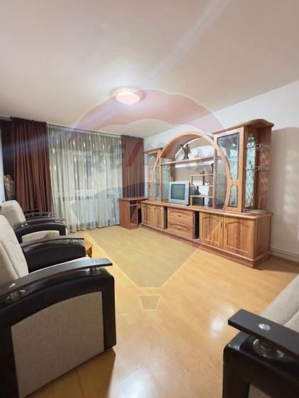 Apartament de inchiriat - Valea Rosie - 4