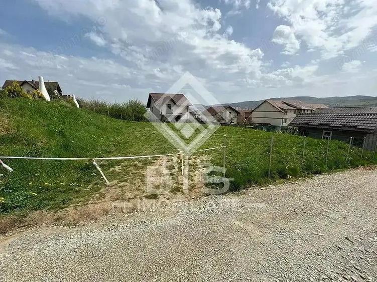 Teren Intravilan 5,5 Arii - Sigmir - 3