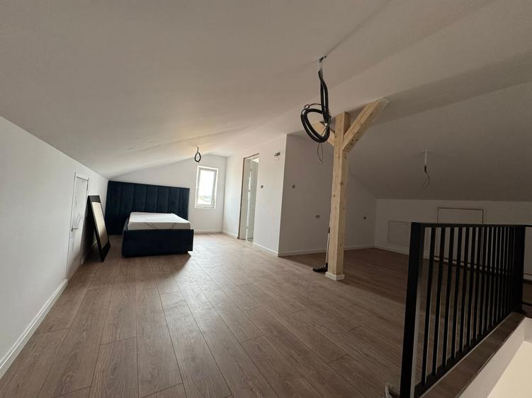 Duplex pe parter, despărțit prin baie, 3 camere, Posibilitate de mansardare - 10