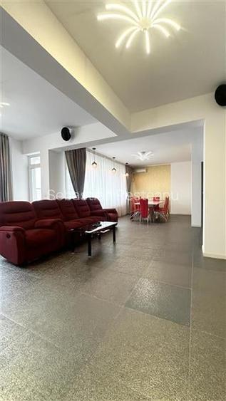 Apartament 4 Camere 135 MP,  cu Vedere Superba la Mare si la Lac, Zona Phoenicia