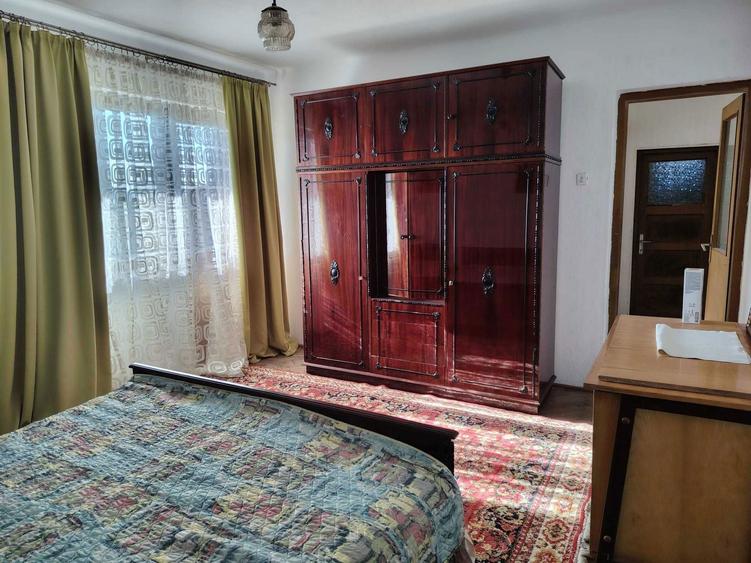 Proprietate in zona exclusivista- teren generos, zona linistita - 1
