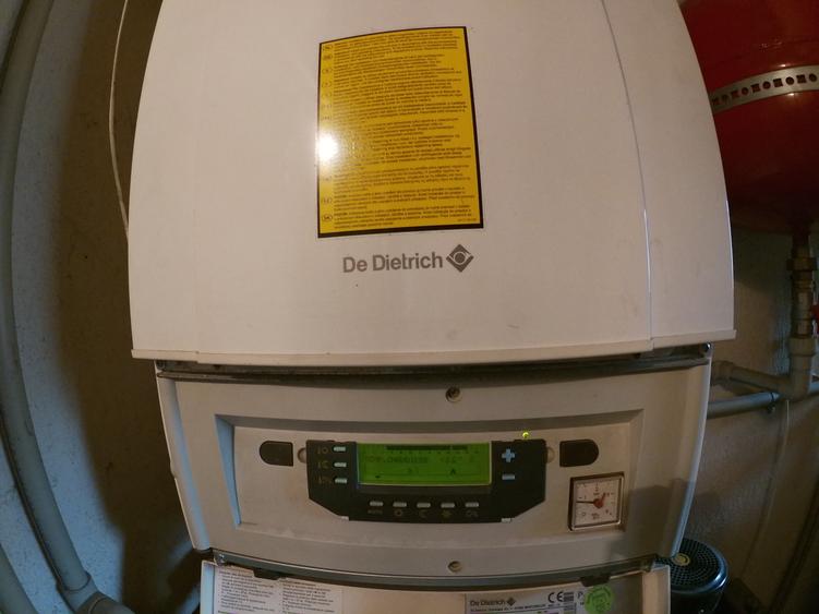 Vila S+P+1+pod vezi video - 17