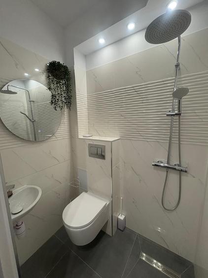 1 Decembrie 1918 -  8 minute Metrou, Garsoniera LUX - 6