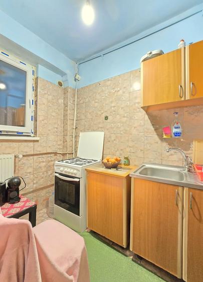 Iancului - Pantelimon, bloc 1980 - 7