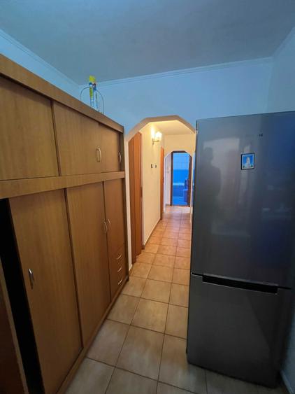 Inchiriez apartament 3 camere, Bd. Chisinau, Herta, langa Arena Nationala (tribuna 2) - 7