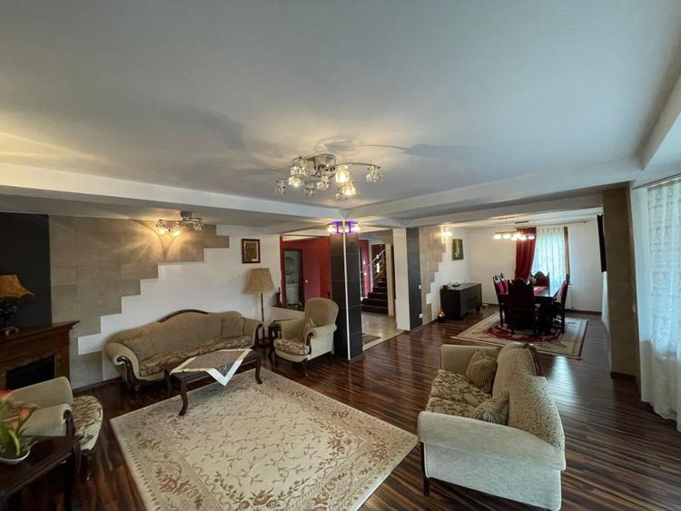 Dobroesti | Vila 8 Camere | P+1+M+P | TEREN 360 Mp | Constructie 2008 - 9