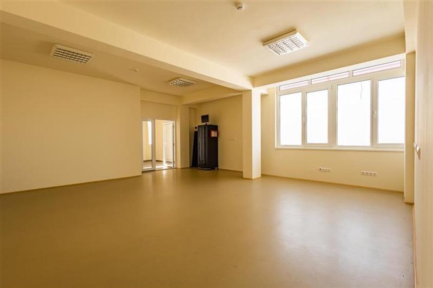 Edificu: Birouri, Centru medical/ comercial acces facil, componenta si dotari ap - 29