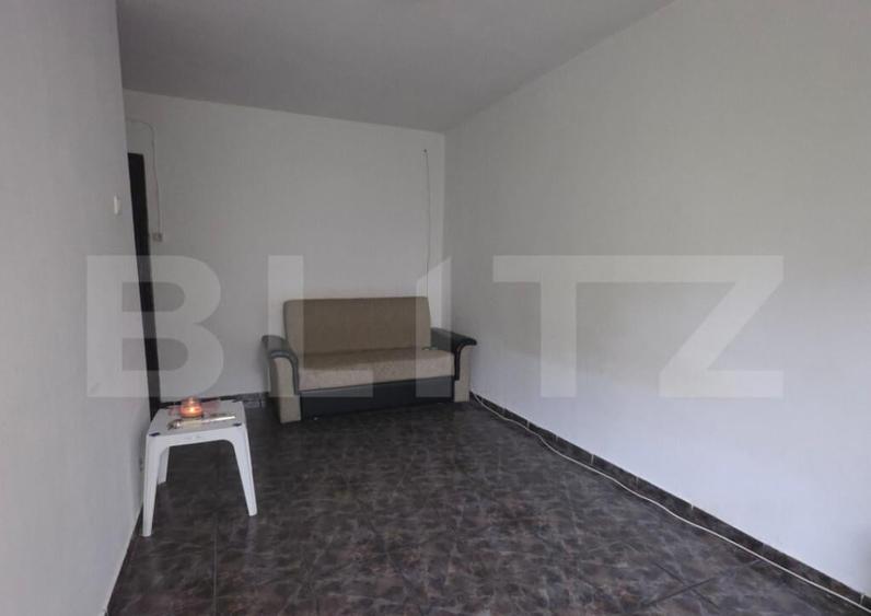 Garsoniera, 22 mp, zona Democratiei - 1