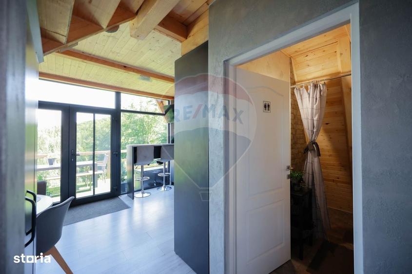 Casă cu 4 camere în Borș