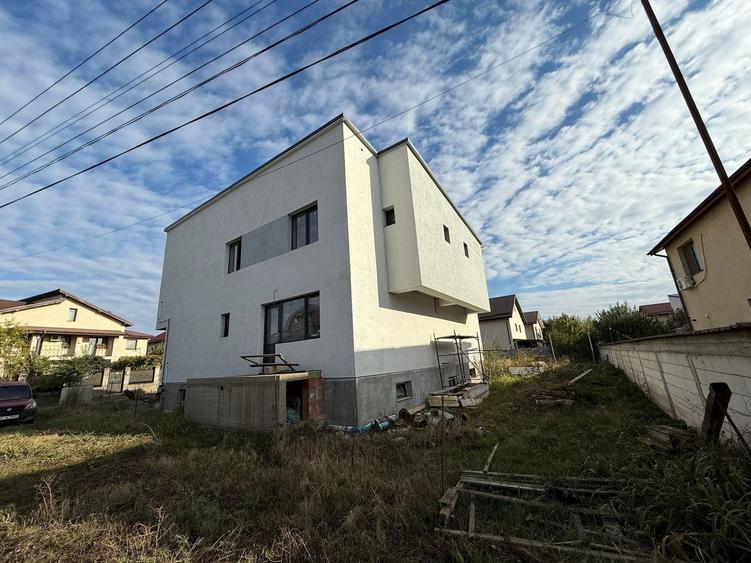 Casa vila de vanzare tip duplex Bragadiru S+P+1 - 8