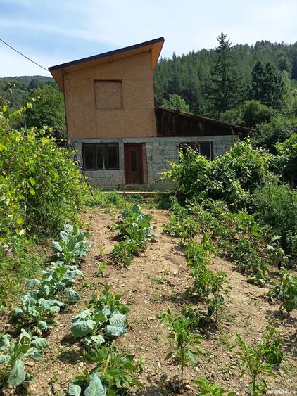 inchiriez casa ora? Nehoiu lunca mare strada Tudor Mu?atescu - 2