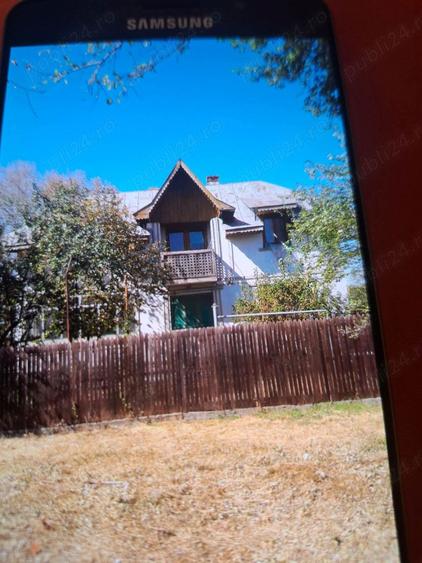 Proprietar casa P+ 1 E com.Mozaceni Deal, jud. Arges,centru - 1