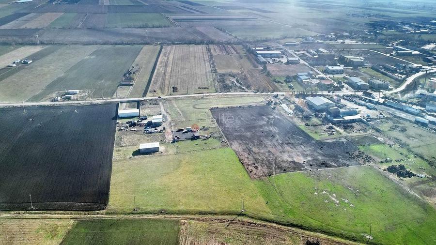 Teren Industrial cu P.U.Z. - 20