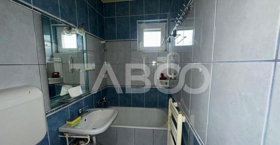 Apartament cu balcon 2 camere si pivnita zona Mihai Viteazul - 8