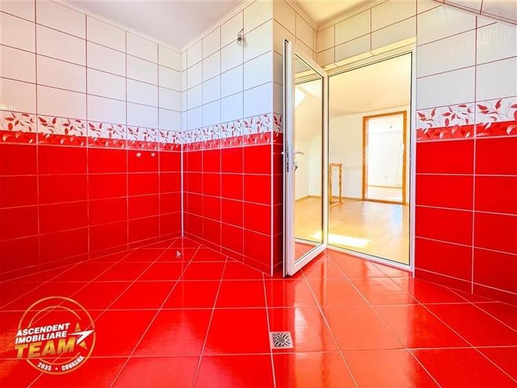 FILM! Casa noua,Covasna,cu fotovoltaic, garaj,curte,2 terase,langa partie,viitor - 18