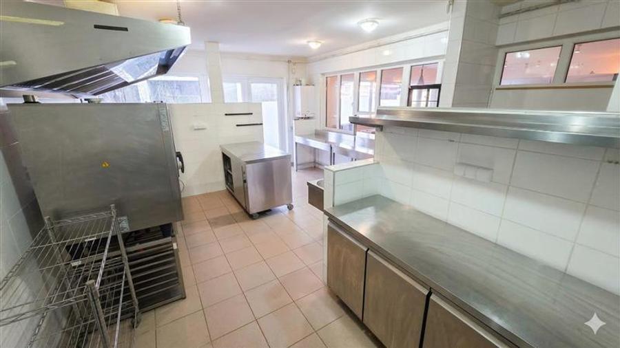 Spatiu comercial I Restaurant 130mp,terasa 136mp, Buna Ziua - 5