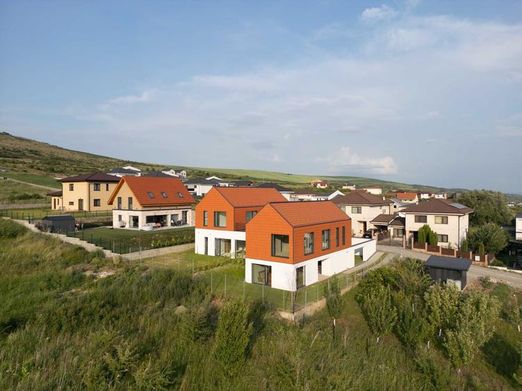 Casa moderna | Valea Chintaului str. Muntii Mehedinti | 125 mp utili - 2