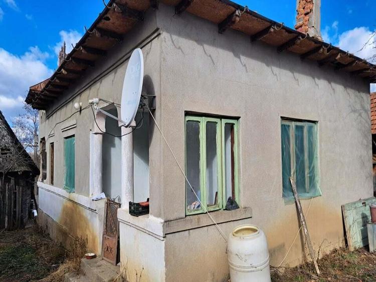 Gospodarie taraneasca in Cuca, Arges - ZERO comision la cumparator! - 1
