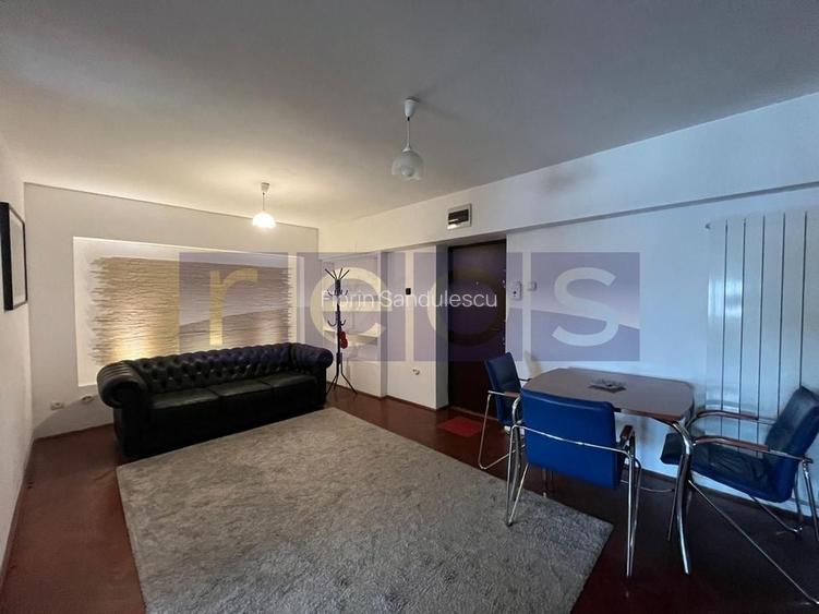 Apartament Unirii | 3 camere| Tribunalul București | vedere spate |