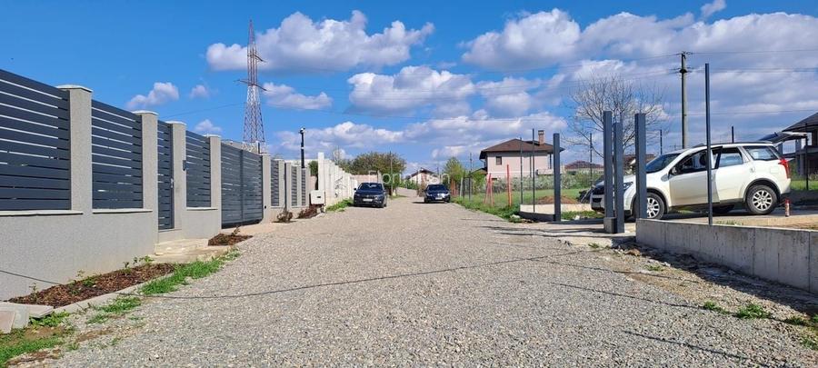 Mogosoaia, teren 792 mp, vedere la lac, utilitati, statie STB la 750m