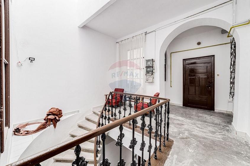 Apartament cu 2 camere de vanzare in zona Teatrului de Stat - 13