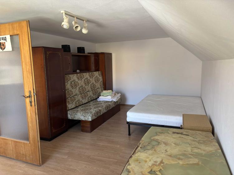 Casă cu 4 camere cu Teren 750 Mp în Central