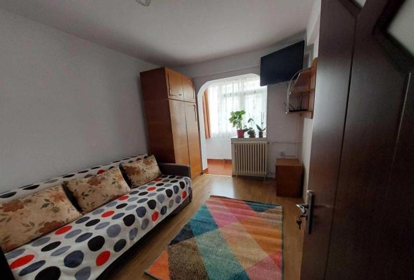 Apartament cu 3 camere, de vanzare, zona Casa de Cultura - 4