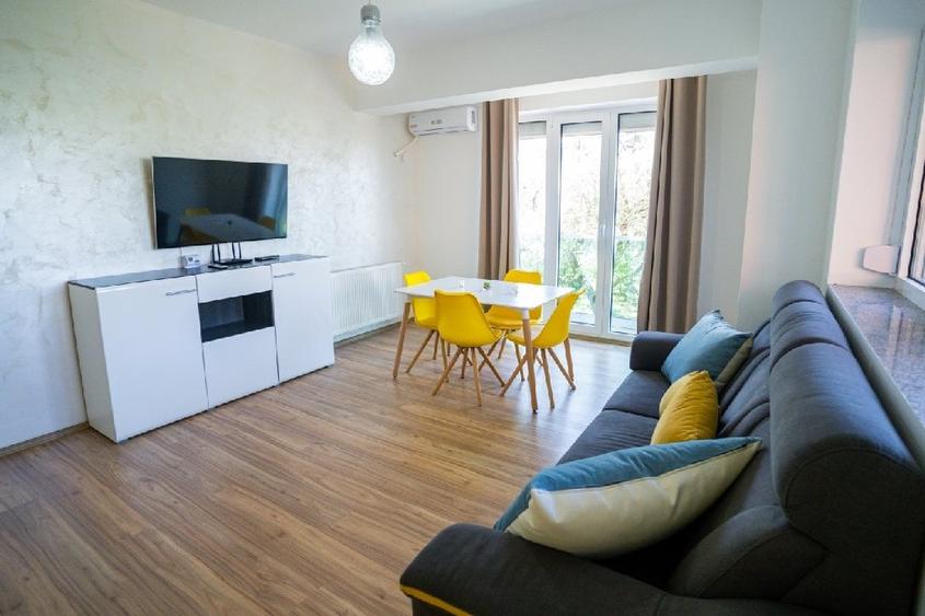 Statiunea Mamaia- 2 camere mobilate , etaj 1, vedere la lac. - 1