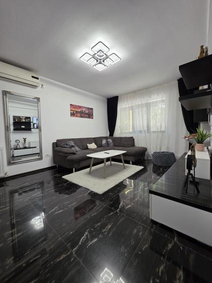 Vind Apartament-- Faleza Nord Pescarilor22(Particular) - 6