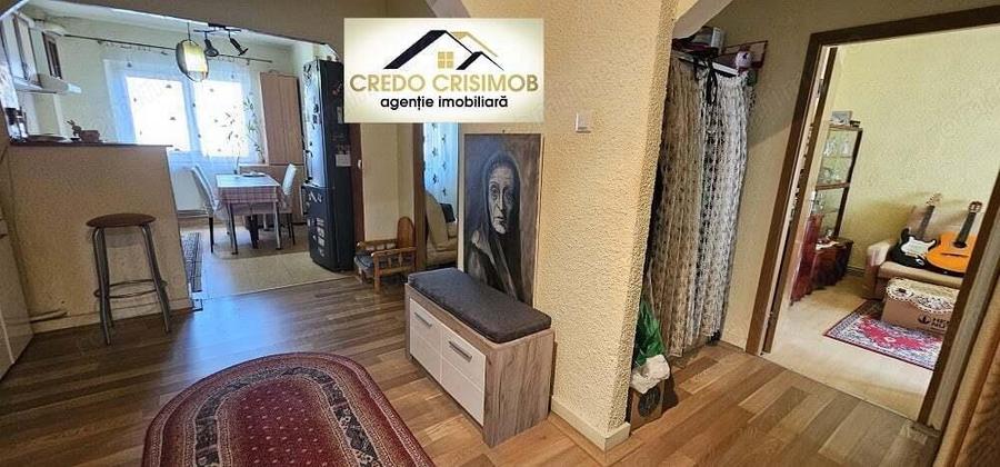 Vand apartament 4 cam cf 1 decomandat etajul 2 zona Micro 4 - 2