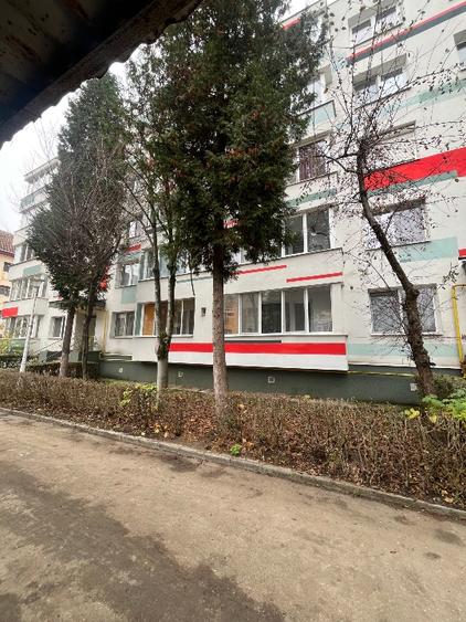 Vand 3 camere Imparatul Traian etaj 1 decomandat - 10