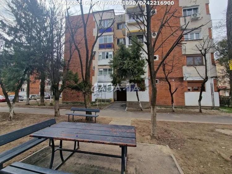 Apartament 3 camere, situat in Targu Jiu, Str.Nicolae Balcescu - 2