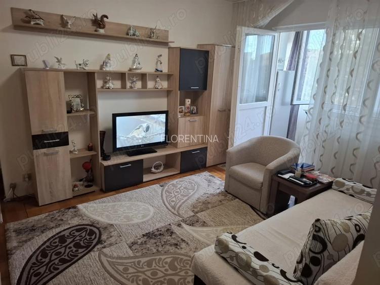 Ap decent 2 cam etaj 1 cu termoteca Vlaicu zona Poetului Ap decent 2 cam etaj 1 cu termoteca Vlaicu zona Poetului