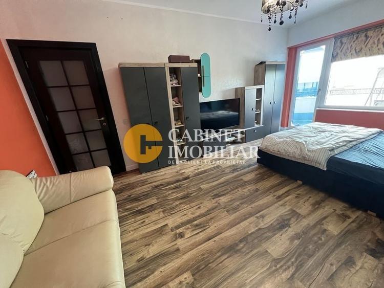 Apartament 2 camere decomandat &acirc; Royal Town, zona Copou, Iași - 1